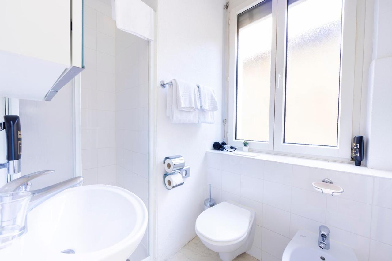 Standard Double Room,1595400018:JPEG